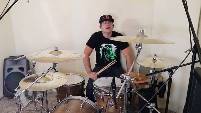 Real Drummer VS Computer Drums