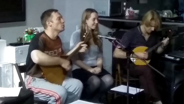 Внезапный квартирник "Топорковы+Леха" VID 20161019 193718 смотреть онлайн