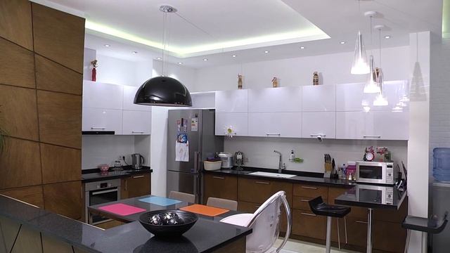 Дизайн квартиры. Гостиная. Кухня. Максим Гаевский смотреть онлайн