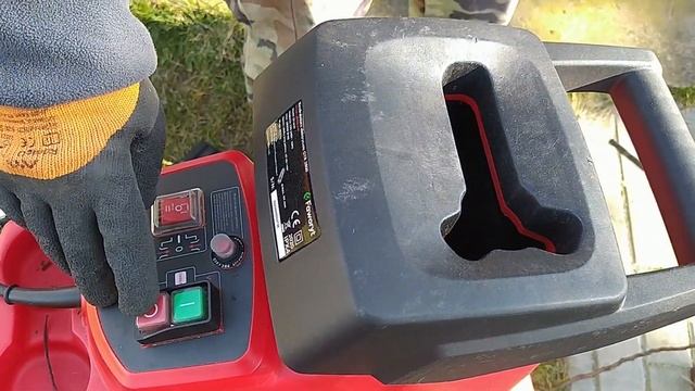 ROZDRABNIACZ ELEKTRYCZNY FAWORYT GTR 2800 смотреть онлайн