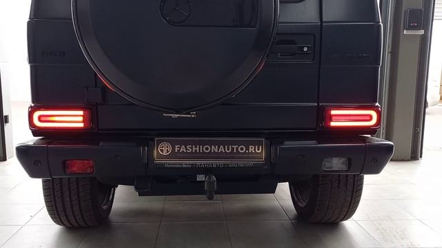 Фонари рестайлинг 2018 NEW Mercedes G 463 красные