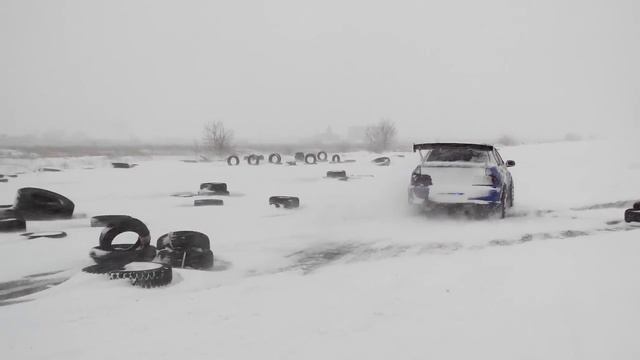 Subaru on snow смотреть онлайн