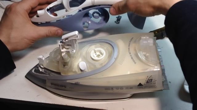 Утюг Philips GC 4850 смотреть онлайн