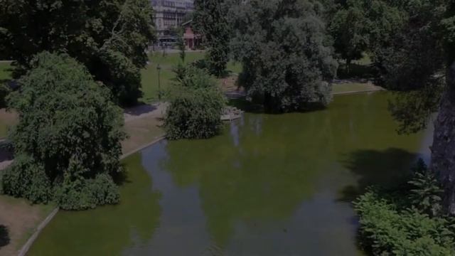 Почему стоит посетить Парк Бют-Шомон в Париже? смотреть онлайн