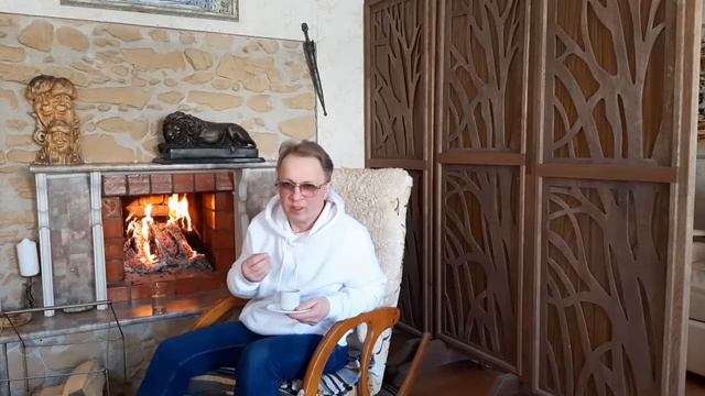 В ФОРМАТЕ 4К -КАМИН, КРЕСЛО, КОФЕ КЕНИЯ, КОФЕ ПО ВОСТОЧНОМУ. смотреть онлайн