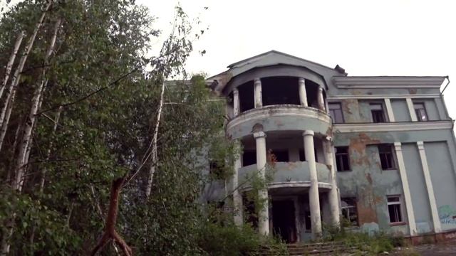 Жуткий заброшенный санаторий в подмосковье.Жесть.Тут можно снимать ужасы.