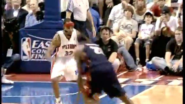 TNT NBA Commentator Marv Albert talks about LeBron James смотреть онлайн