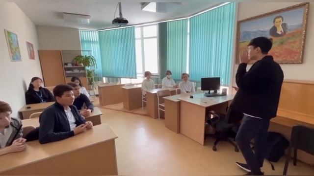 Очередное заседание Дискуссионного клуба на тему "Воспитание" смотреть онлайн