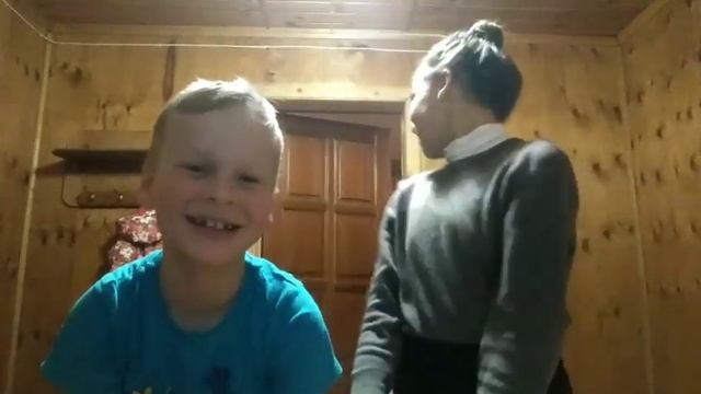 ТУРКА? КАТАЛАСЬ НА КОНЬКАХ И УПАЛА?! БАССЕЙН ПОСРЕДИ ЗИМЫ?! ПОЕЗДКА НА БАЙКАЛ ?VLOG#4