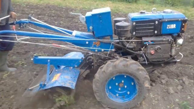 Мотоблок ЗУБР / ZUBR 12 л.с. с фрезой в агарод 2017 смотреть онлайн