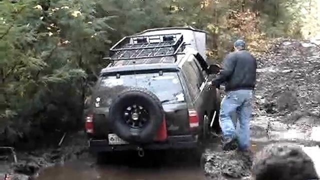 Nissan Pathfinder - R50 - Stuck @ Shoelace - parte 3 смотреть онлайн