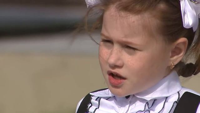 «Благодарим за 70 лет мира» - Пусть небо будет голубым смотреть онлайн
