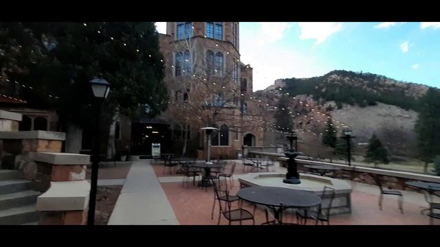 ?Замок Глен Эйри (Glen Eyrie Castle). смотреть онлайн
