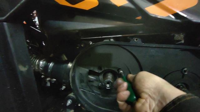 Квадроцикл РМ-800, ремонт вариатора в Garage_C11 смотреть онлайн