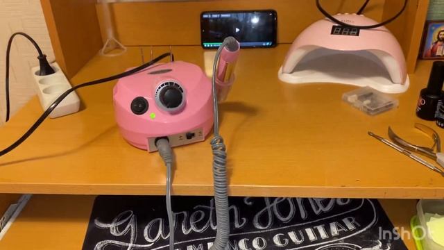 Делаю маникюр сама себе в 14лет. Маникюр самой себе. #маникюр смотреть онлайн