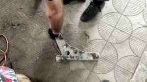 Ремонт передней подвески митсубиси лансер9 с подводными камнями. Mitsubishi Lancer  9