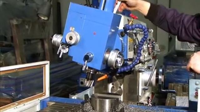 Радиально-сверлильный станок R 40 смотреть онлайн