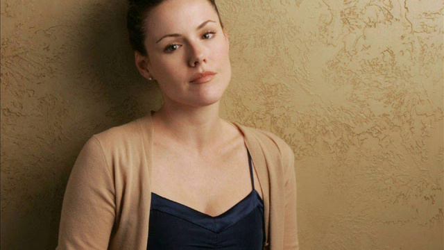 Kathleen Robertson Pictures and Wallpapers Slideshow смотреть онлайн
