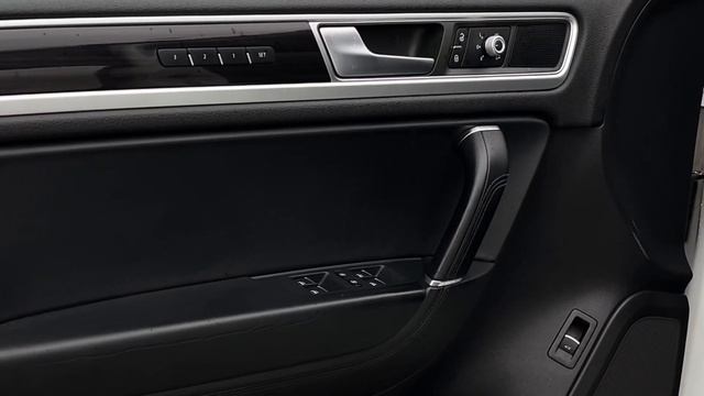 VOLKSWAGEN TOUAREG ‘2015 смотреть онлайн