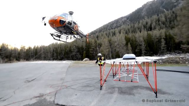 Украина получила первые два по сути "ударных" вертолета "Airbus - H125" смотреть онлайн