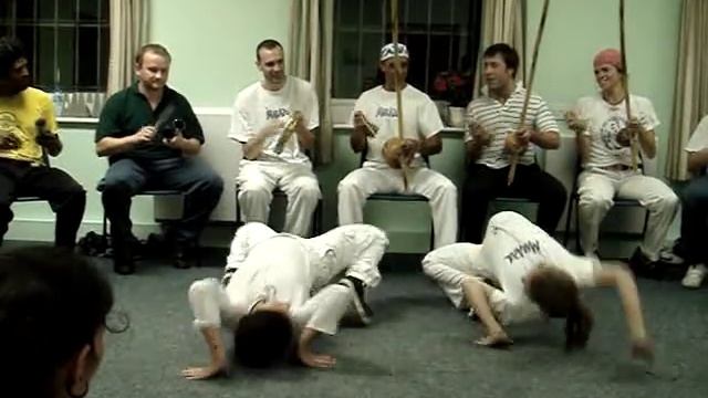 Capoeira grávida / Pregnant capoeira 2 смотреть онлайн