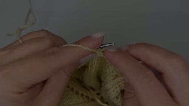 Ложная кеттлевка. Оформление горловины изделия спицами смотреть онлайн