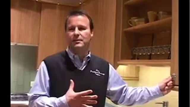 Green Kitchen Design смотреть онлайн