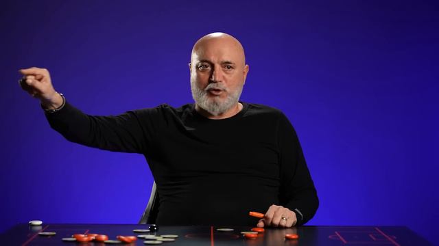 HİKMET KARAMAN, FENERBAHÇE'NİN YENİ TRANSFERİ EMRE DEMİR'İ YORUMLADI! Neden Oynatmadı? смотреть онлайн