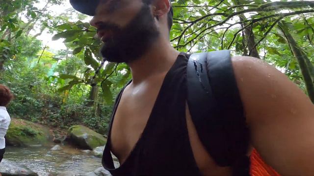 BREZİLYADA - Büyük Zeytinle OTOSTOP  DENEDİK