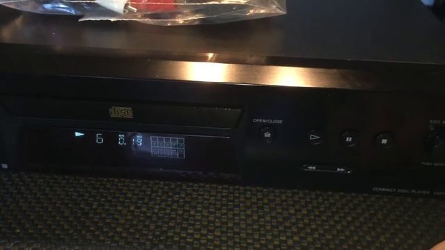 Sony CDP-XE370 Compact Disc Player смотреть онлайн
