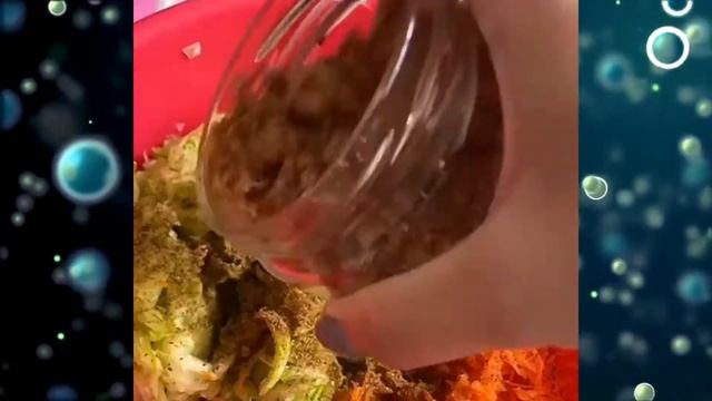 Как я подаю завтрак мужу и как готовлю себе (видео - шутка). Плюс рецепт вкусных кабачковых оладий. смотреть онлайн