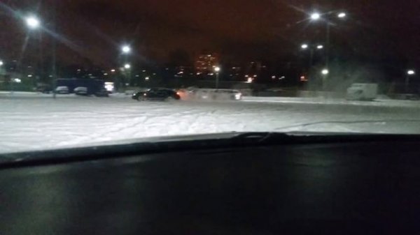 Дрифт на снегу lexus ls 460