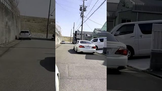 Toyota Crown JDM смотреть онлайн