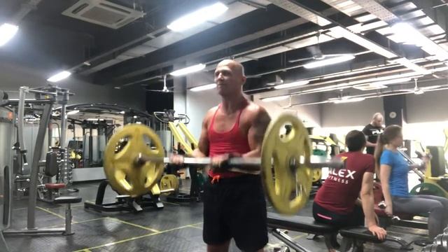 ПОДЪЁМ ШТАНГИ 42,5 кг НА БИЦЕПС
