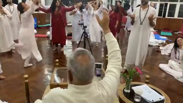 Krishna Janmastami Sannyas Dikshya Ceremony at Osho Tapoban, Kathmandu, Nepal. смотреть онлайн