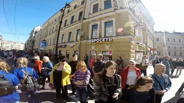 Saint-P Summer Roller Runway смотреть онлайн