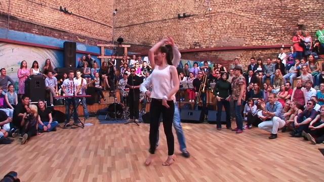 V1 Salsa Battle 2014. Баттл Сальса (любители) смотреть онлайн