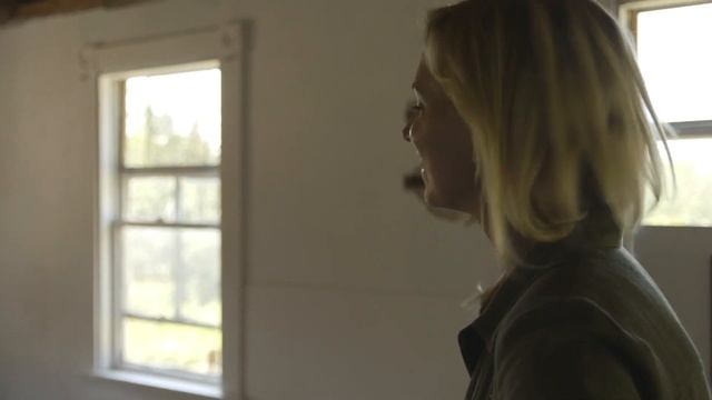 RENOVATING A HOUSE ON AN ISLAND | ROOM FOR IMPROVEMENT WITH CHRISTINA SALWAY смотреть онлайн