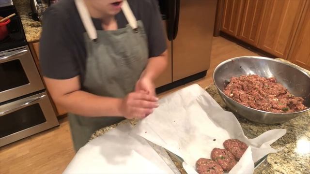 Making 26 Deliciously Easy Freezer Meals From Scratch In an Afternoon смотреть онлайн