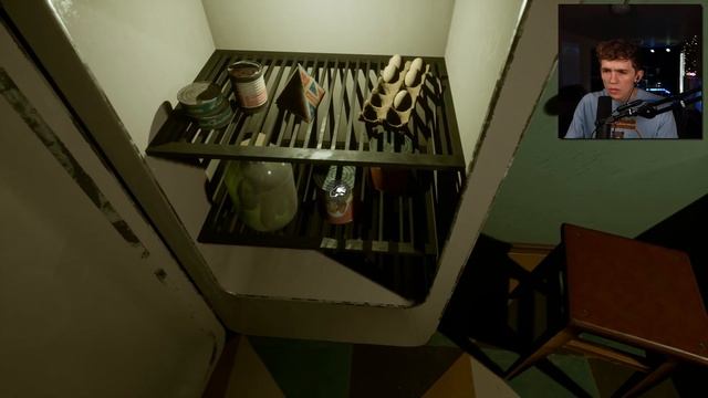 WTF IS THIS SCARY A%$ MAN DOING IN MY HOUSE?! | Free Random Games смотреть онлайн
