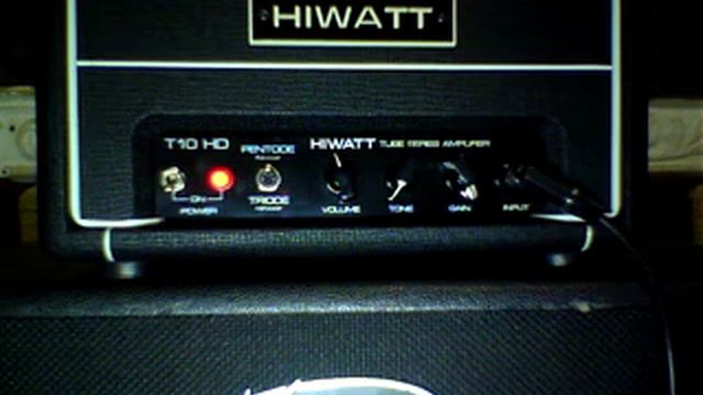 HIWATT T10HD HEAD смотреть онлайн