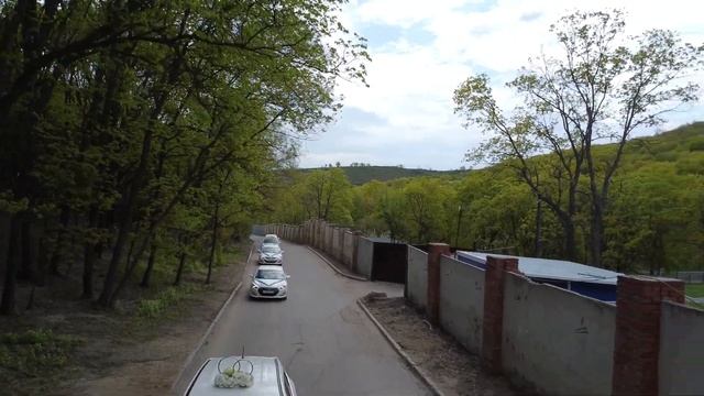 Кортеж с птичьего полета. Саратов. Кортеж. Заказ по телефонам +79878000733, 8(8452)588547 смотреть онлайн