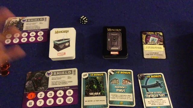 Bower's Game Corner #484: Munchkin Marvel Review *Spiderman, Captain America, Iron Man, and More!* смотреть онлайн