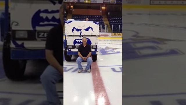 ALS Ice bucket Challenge: Zamboni style смотреть онлайн