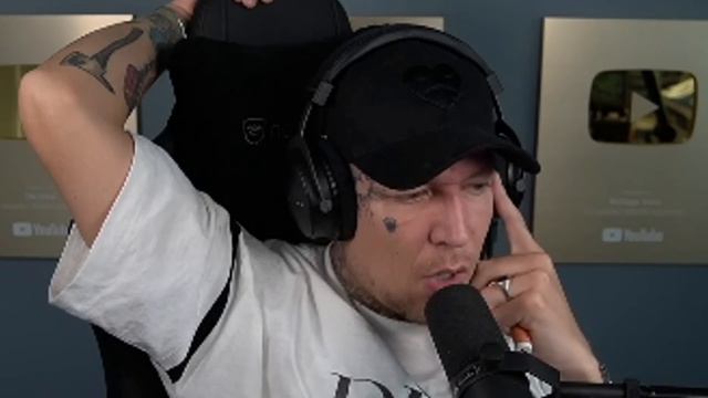 DAS verstehe ich NICHT.. 😳🤦🏻♂️ 1 Tag mit einem CAMGIRL Reaktion | MontanaBlack Reaktion смотреть онлайн