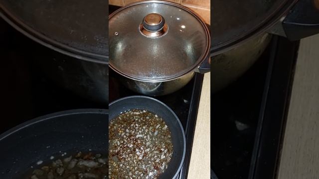 Как приготовить ВАРЕНИКИ С КАПУСТОЙ!/How to cook DUMPLINGS WITH CABBAGE! смотреть онлайн