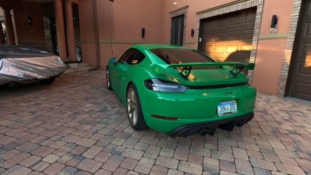 BMW M5 CS + ? Secret M Collection? M4 Competition Kith, M4 CSL & Porsche Cayman GT4 смотреть онлайн