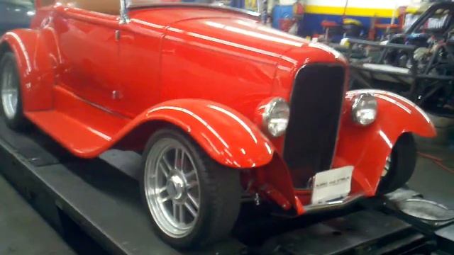 1932 Ford Custom Show Coupe Chevy 350 V8 HP Si GTR смотреть онлайн