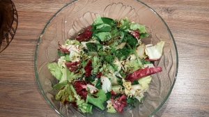 Салат с рукколой. Как приготовить салат с рукколой.