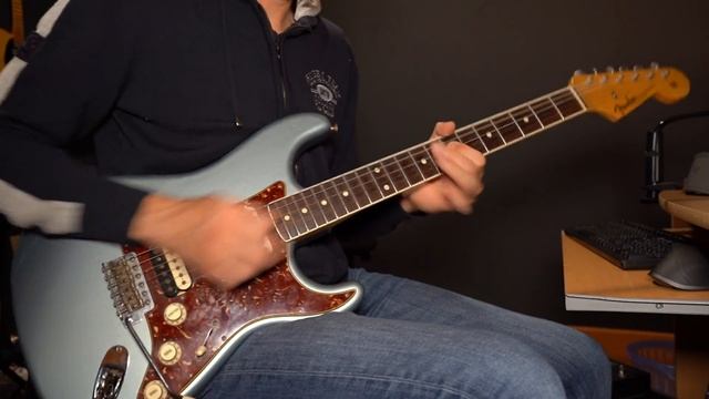 Fender stratocaster 59 John Cruz + Nux MG 30 смотреть онлайн